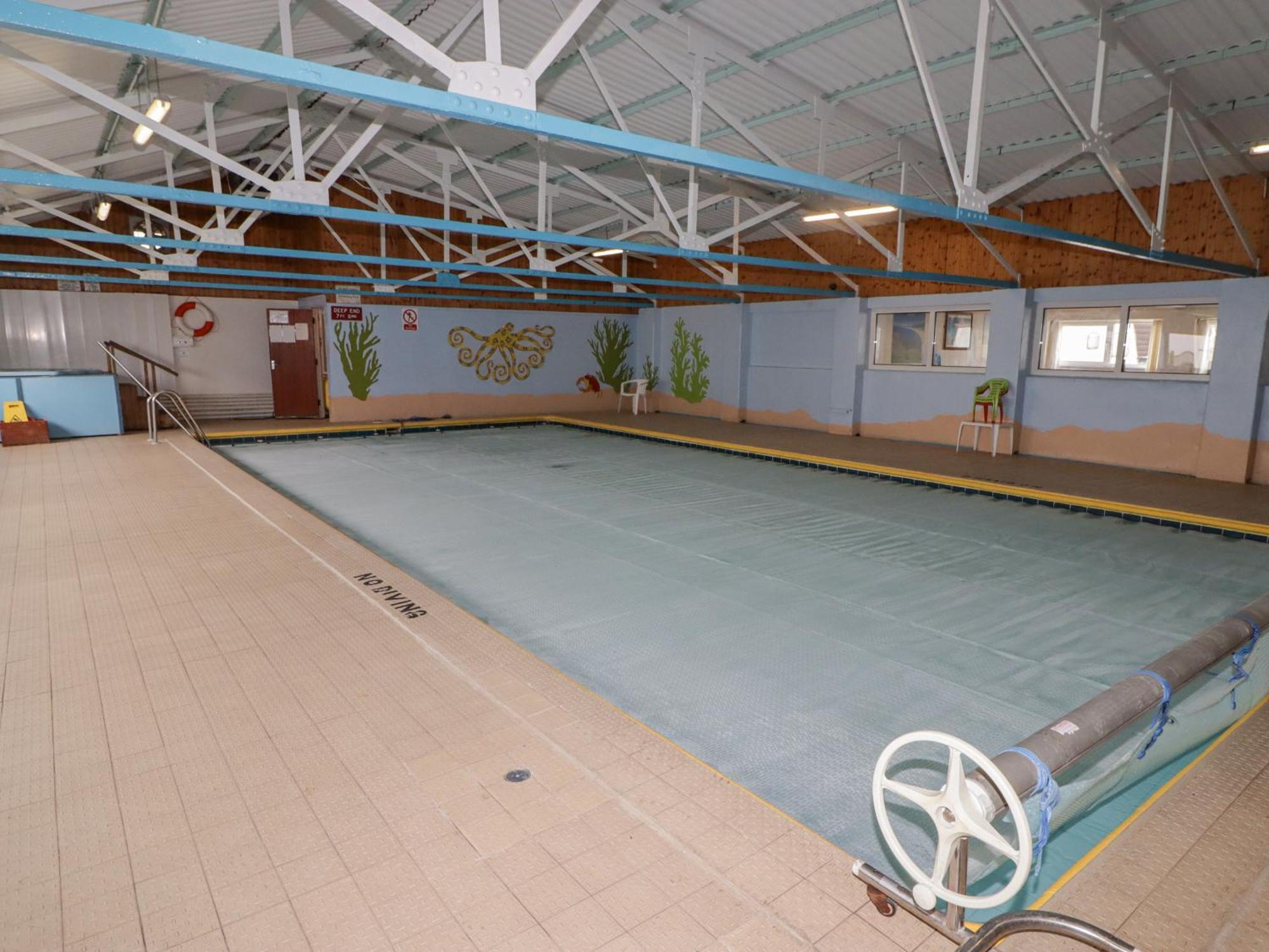 48 Gower Holiday Village Swansea Exterior photo